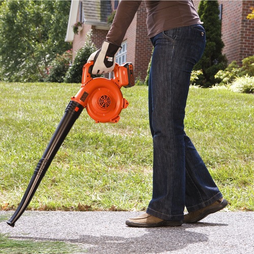 18V 2.0Ah Lithium-ion Cordless Leaf Blower - GWC1800L20 | BLACK+DECKER