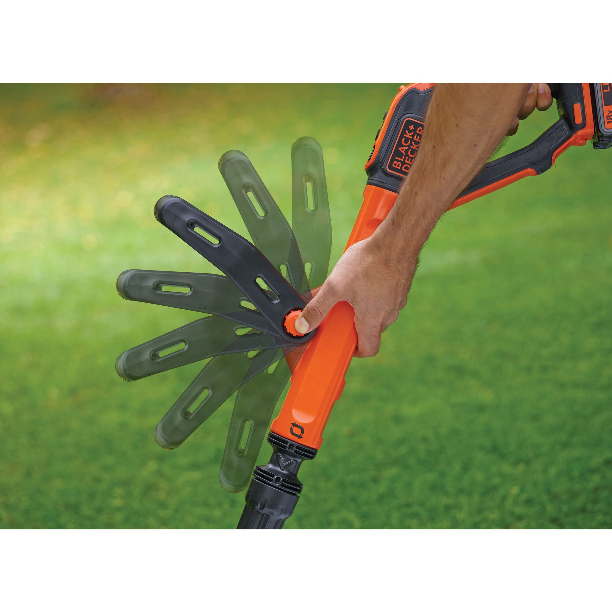 Black and decker cordless whipper online snipper